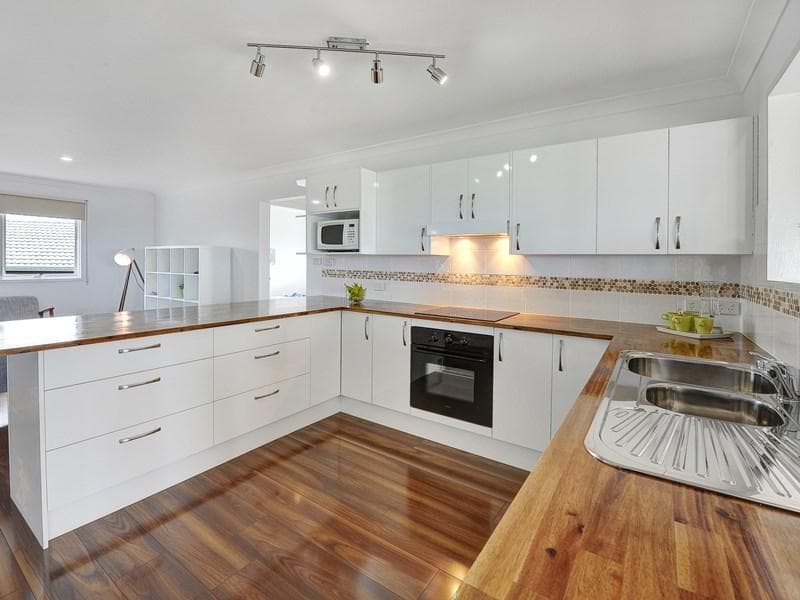 10 Hastings Avenue, Port Macquarie, Port Macquarie - Thumbnail 2