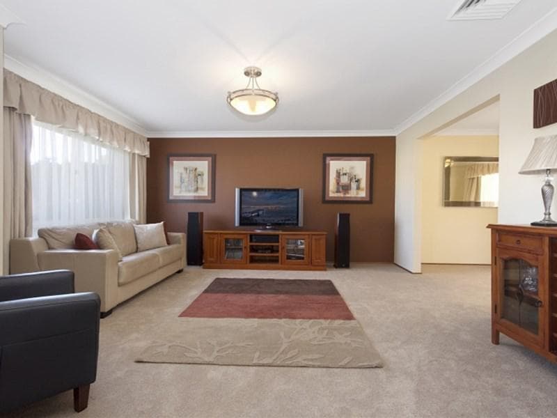 5 Brendan Place, Quakers Hill, Quakers Hill - Thumbnail 2