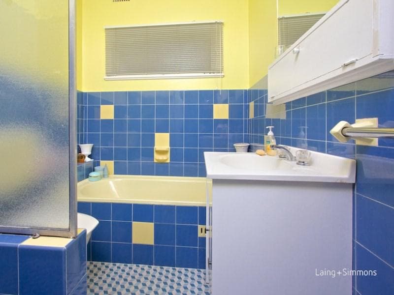 21/1																										Waterside Crescent
														
								Carramar, NSW 2163, Pendle Hill - Thumbnail 7