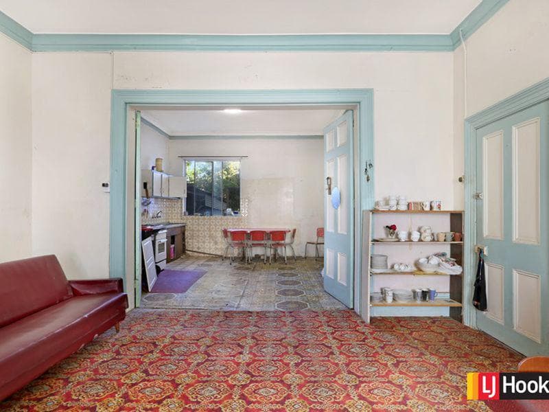 32 Boyce Street, Glebe, Glebe - Thumbnail 2