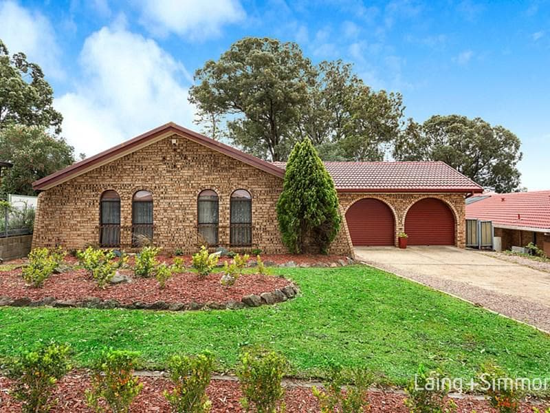 66 Sporing Avenue, Kings Langley, Kings Langley - Image 1