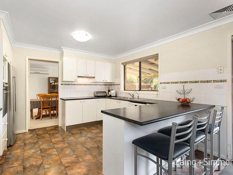 68 Sporing Avenue, Kings Langley, Kings Langley - Thumbnail 3