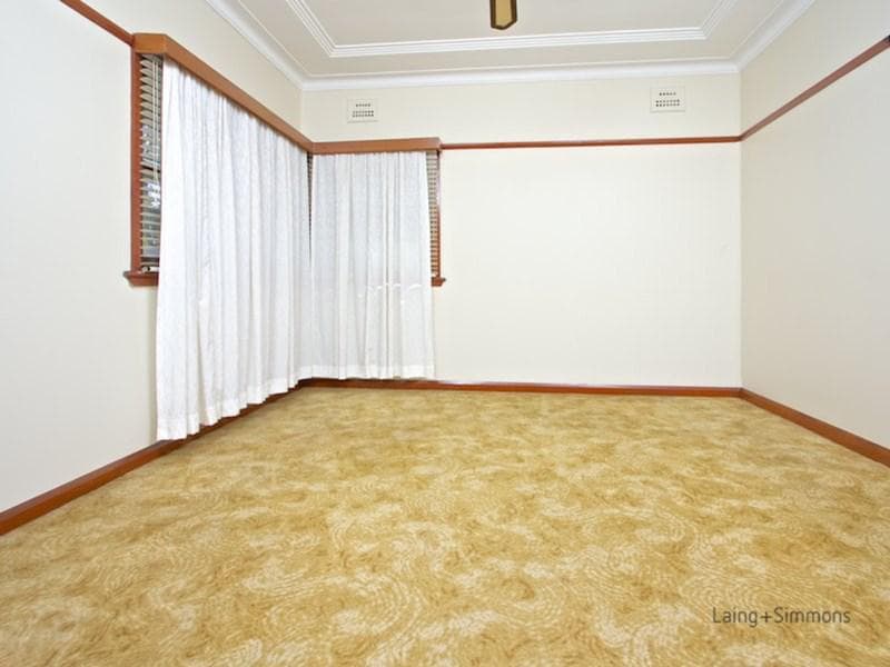 51 Fulton Avenue, Wentworthville, Wentworthville - Thumbnail 2