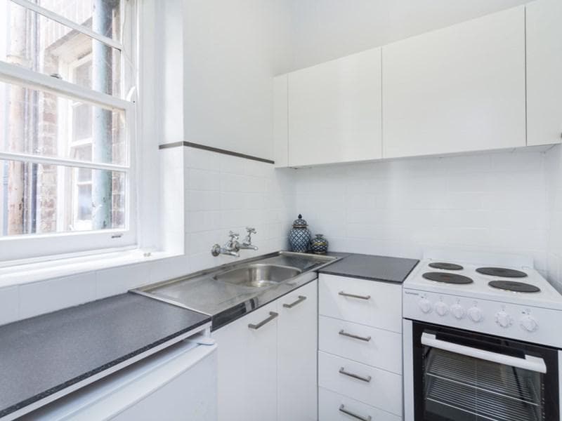 11/3 Crick Avenue, Potts Point, Potts Point - Thumbnail 2