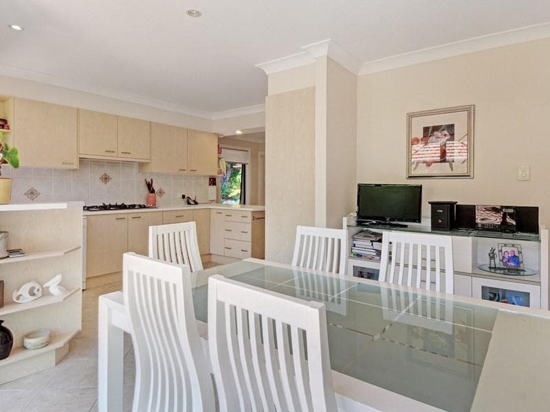 30/4-16																										Kingsway
														
								Dee Why, NSW 2099, Port Macquarie - Thumbnail 5