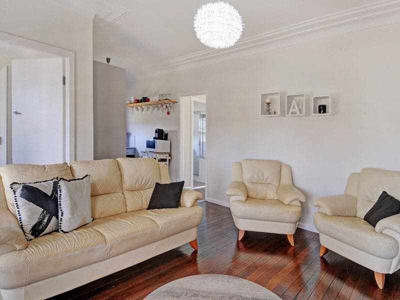 24 Gray Street, Port Macquarie, Port Macquarie - Thumbnail 3