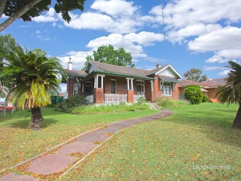 36																										Oatlands Street
														
								Wentworthville, NSW 2145, Wentworthville - Image 1