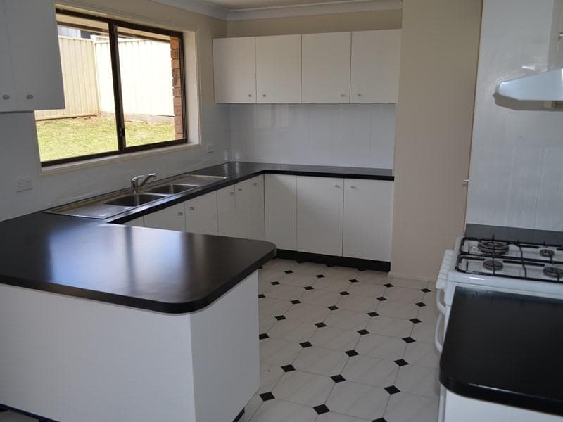 11 Northumberland Street, Bonnyrigg Heights, Bonnyrigg Heights - Thumbnail 3