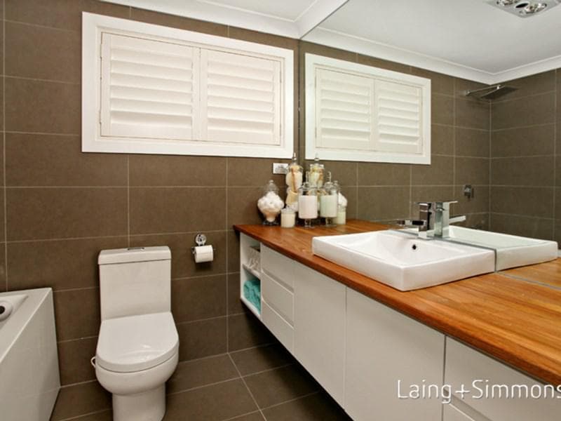 143 Joseph Banks Drive, Kings Langley, Kings Langley - Thumbnail 6