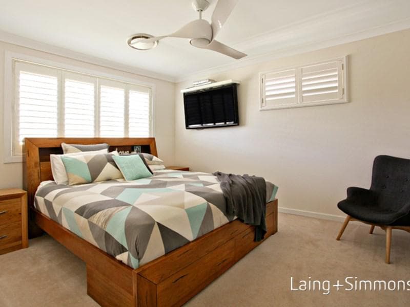 143 Joseph Banks Drive, Kings Langley, Kings Langley - Thumbnail 7