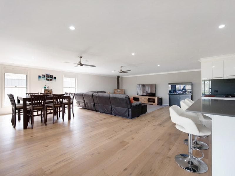 106 Emerald Drive, Port Macquarie, Port Macquarie - Thumbnail 3