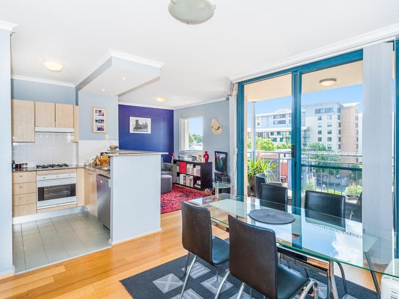 7/25 Harvey Street, Pyrmont, Pyrmont - Image 1