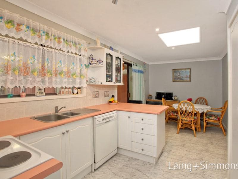 8 Wake Place, Kings Park, Kings Park - Thumbnail 4