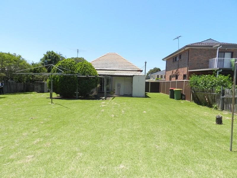 13 Loloma Street, Cabramatta, Cabramatta - Thumbnail 6