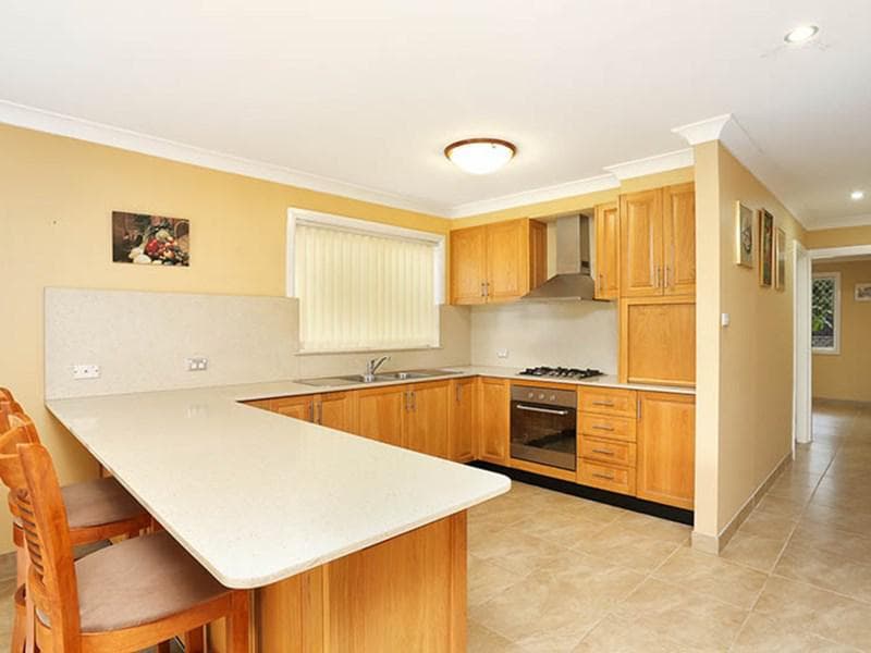 18 Byron Road, Guildford, Guildford - Thumbnail 4