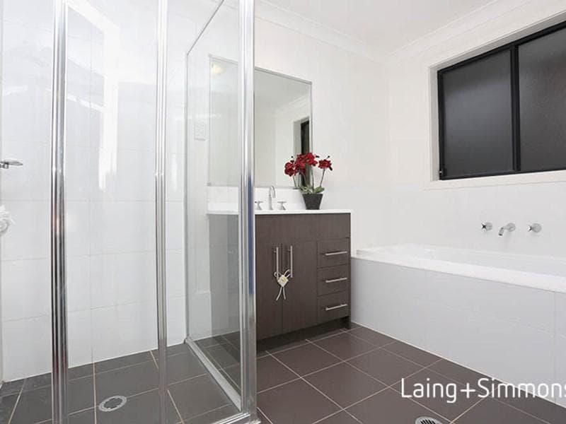 22 Stringybark Street, Ropes Crossing, Ropes Crossing - Thumbnail 3