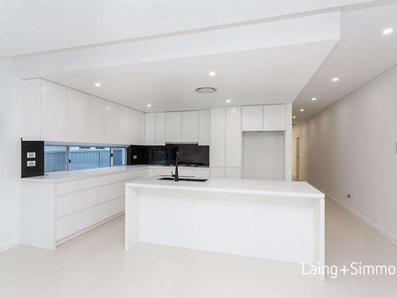 29 Woodstock Street, Guildford, Guildford - Thumbnail 2