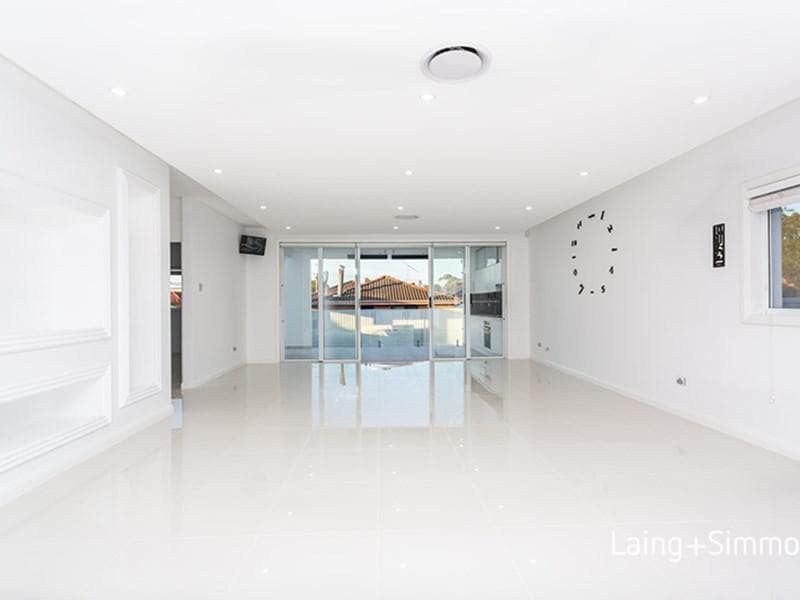 29 Woodstock Street, Guildford, Guildford - Thumbnail 4