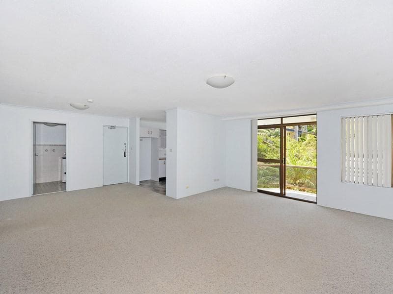 2/4 Surf Street, Port Macquarie, Port Macquarie - Thumbnail 3