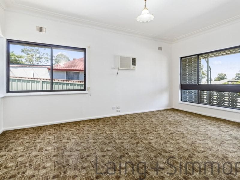 22 Warrumbungle Street, Fairfield West, Fairfield West - Thumbnail 2