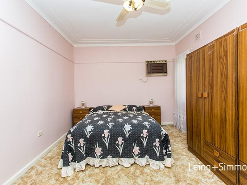 31 Rowley Road, Guildford, Guildford - Thumbnail 4
