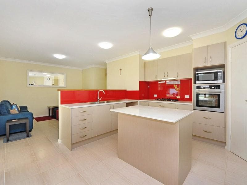 10 Lyrebird Place, Port Macquarie, Port Macquarie - Thumbnail 2