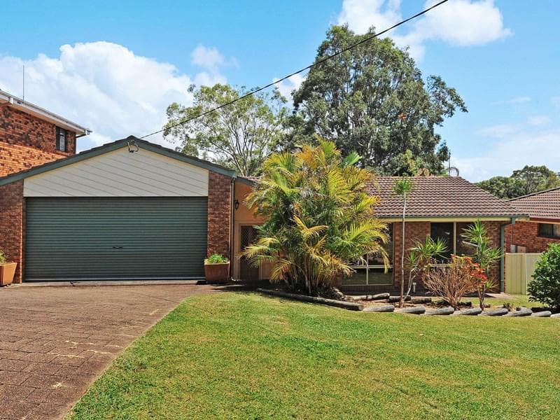11 Lyndale Avenue, Port Macquarie, Port Macquarie - Image 1