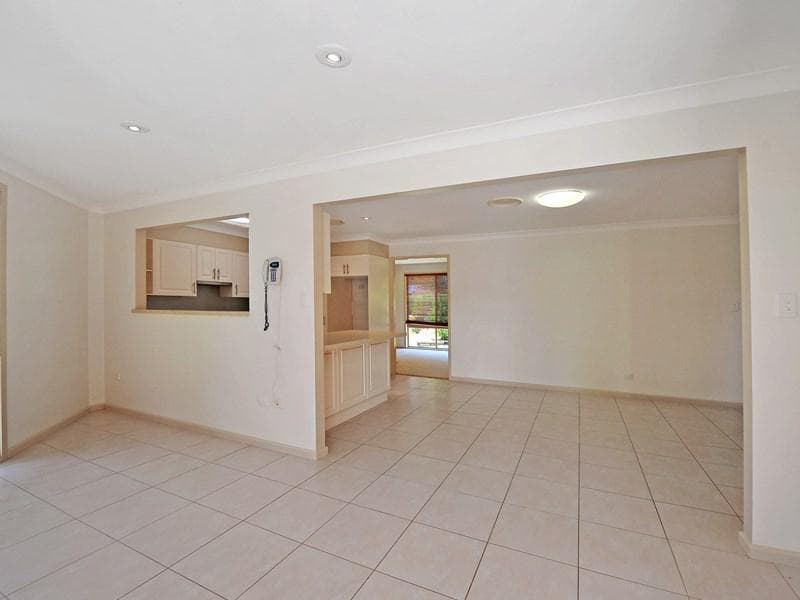 11 Lyndale Avenue, Port Macquarie, Port Macquarie - Thumbnail 4