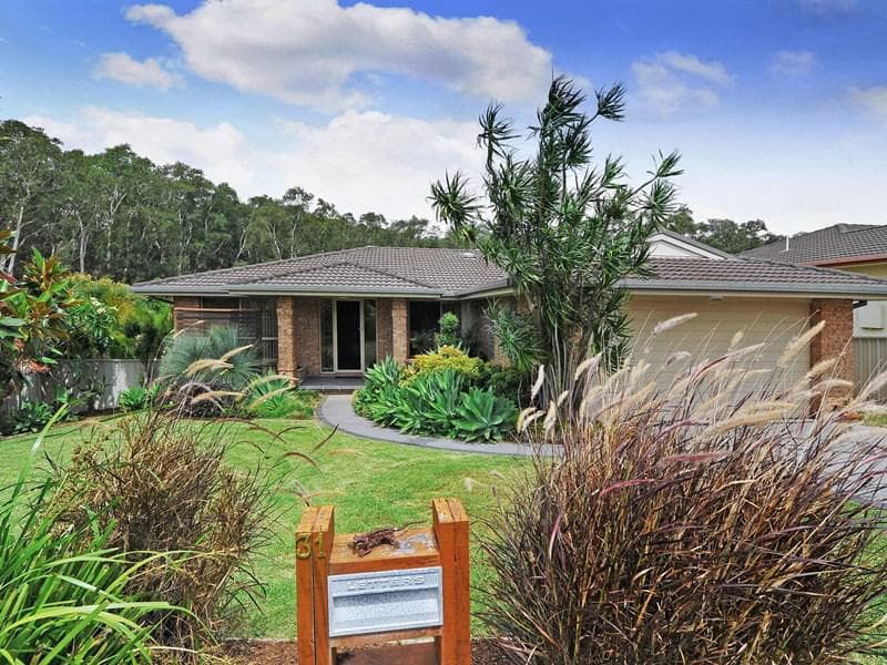 31 Amethyst Way, Port Macquarie, Port Macquarie - Thumbnail 2