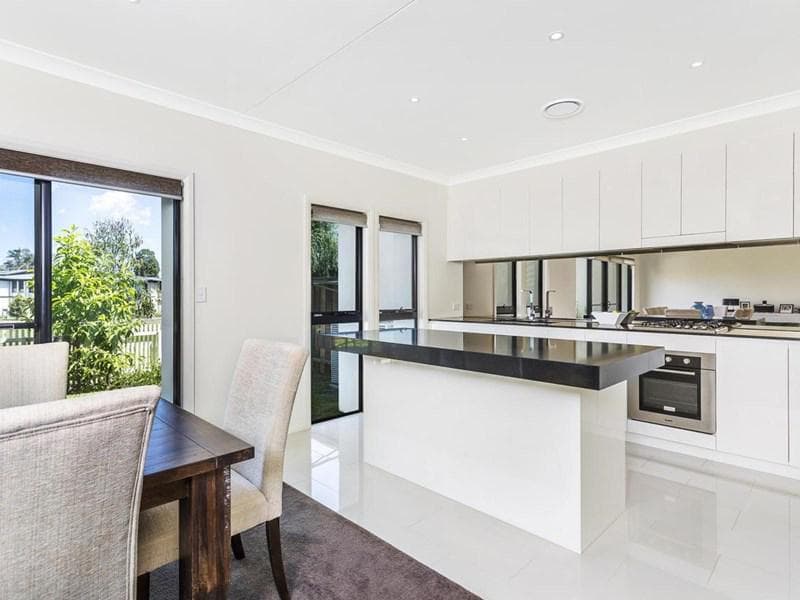 21/1																										Waterside Crescent
														
								Carramar, NSW 2163, Kellyville - Thumbnail 6