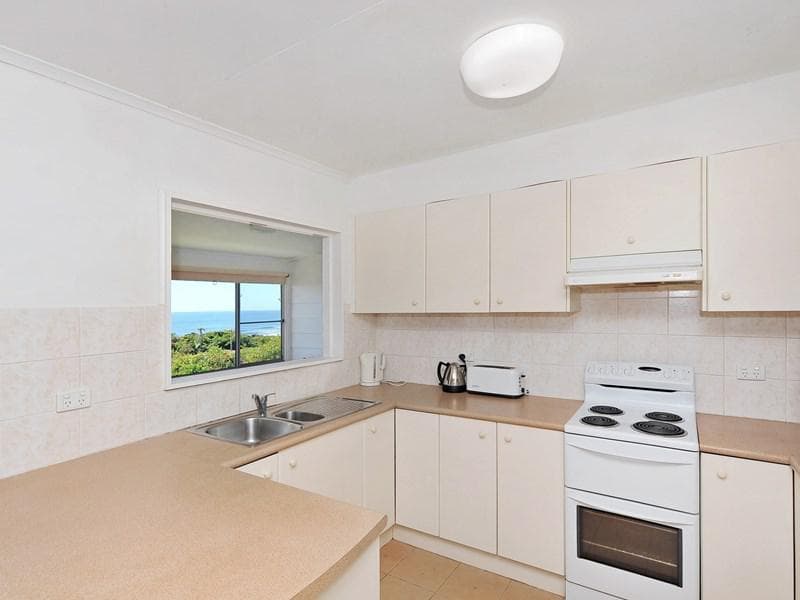1528 Ocean Drive, Lake Cathie, Lake Cathie - Thumbnail 3