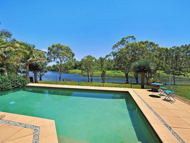 2/32																										Clifton Drive
														
								Port Macquarie, NSW 2444, Port Macquarie - Image 1