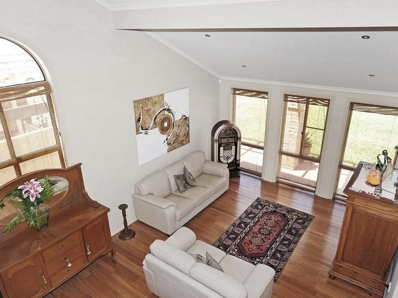 2/32																										Clifton Drive
														
								Port Macquarie, NSW 2444, Port Macquarie - Thumbnail 3