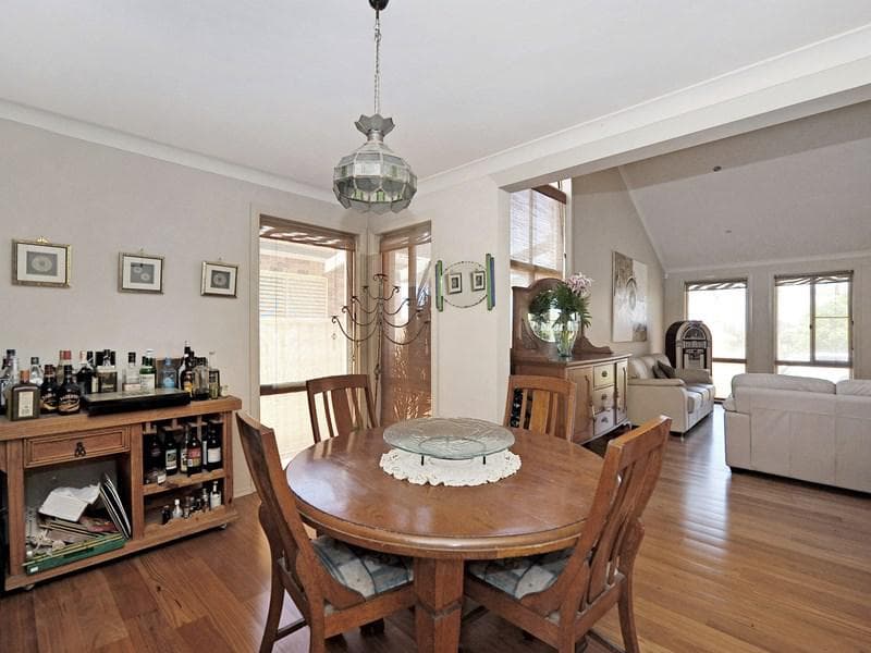 2/32																										Clifton Drive
														
								Port Macquarie, NSW 2444, Port Macquarie - Thumbnail 4