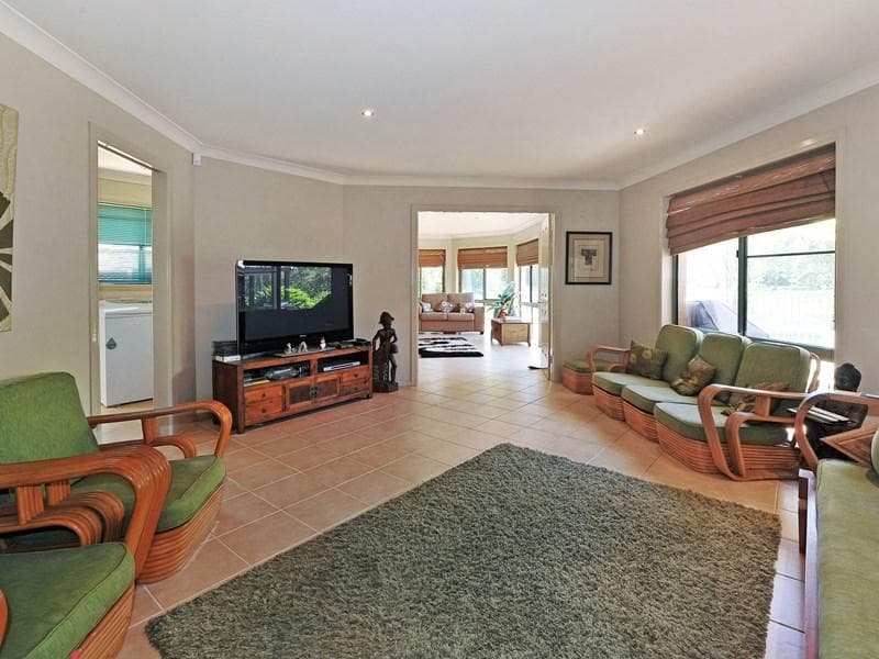 2/32																										Clifton Drive
														
								Port Macquarie, NSW 2444, Port Macquarie - Thumbnail 6