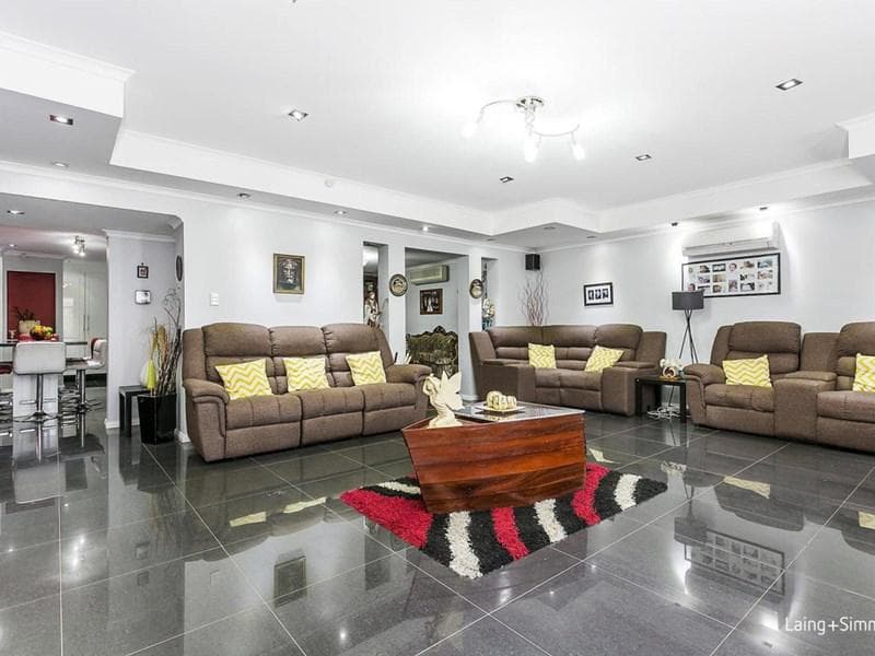 18 Wigmore Grove, Glendenning, Glendenning - Thumbnail 3