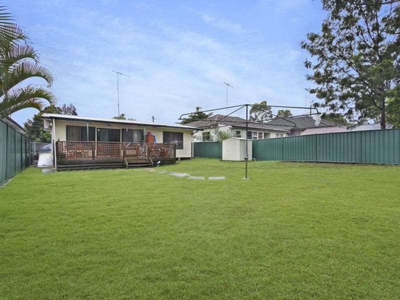30/4-16																										Kingsway
														
								Dee Why, NSW 2099, Blacktown - Thumbnail 5