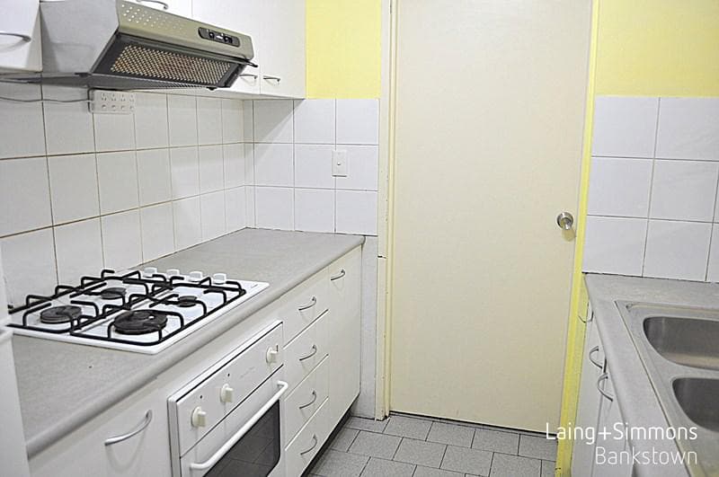 8/8-10 Weigand Avenue, Bankstown, Bankstown - Thumbnail 4