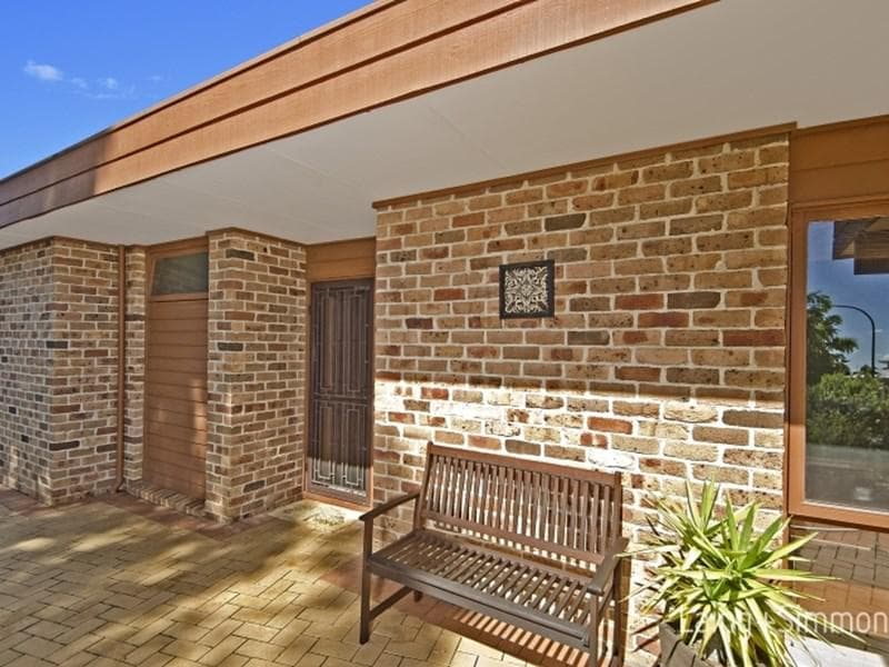 29 Shanke Crescent, Kings Langley, Kings Langley - Thumbnail 2