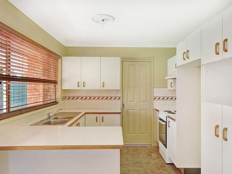 2 Burrawong Drive, Port Macquarie, Port Macquarie - Thumbnail 3