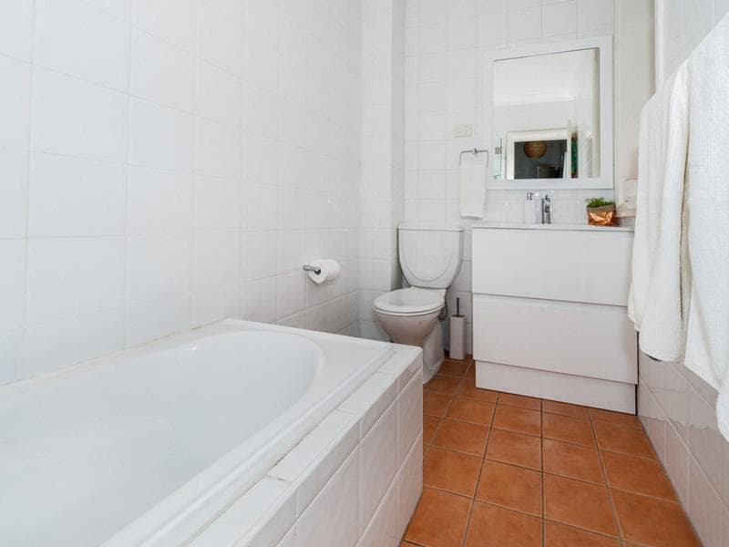 10/1 Hughes Street, Potts Point, Potts Point - Thumbnail 6
