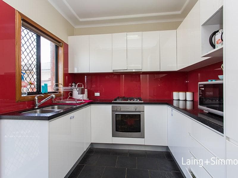 2/32																										Clifton Drive
														
								Port Macquarie, NSW 2444, Guildford - Thumbnail 2