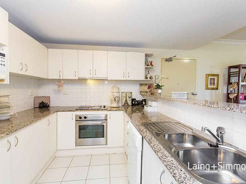 17/15 Governors Way, Oatlands, Oatlands - Thumbnail 2