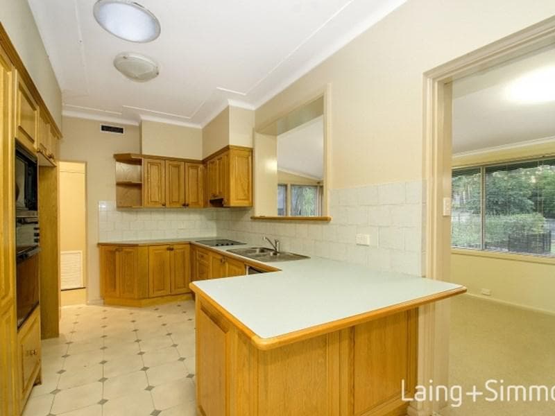 2/32																										Clifton Drive
														
								Port Macquarie, NSW 2444, Pennant Hills - Thumbnail 4