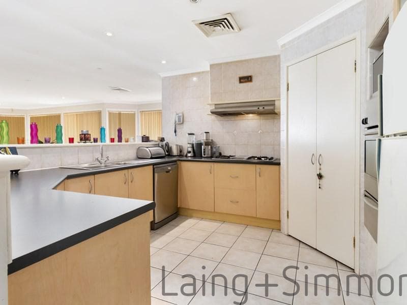 2/32																										Clifton Drive
														
								Port Macquarie, NSW 2444, West Hoxton - Thumbnail 3