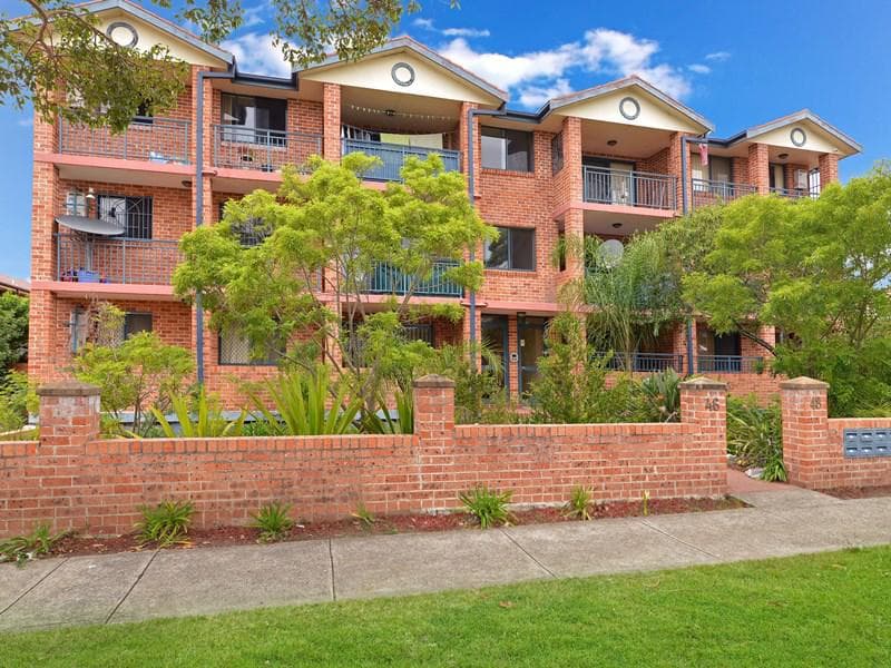4/46-48 Clissold Pde, Campsie, Campsie - Image 1