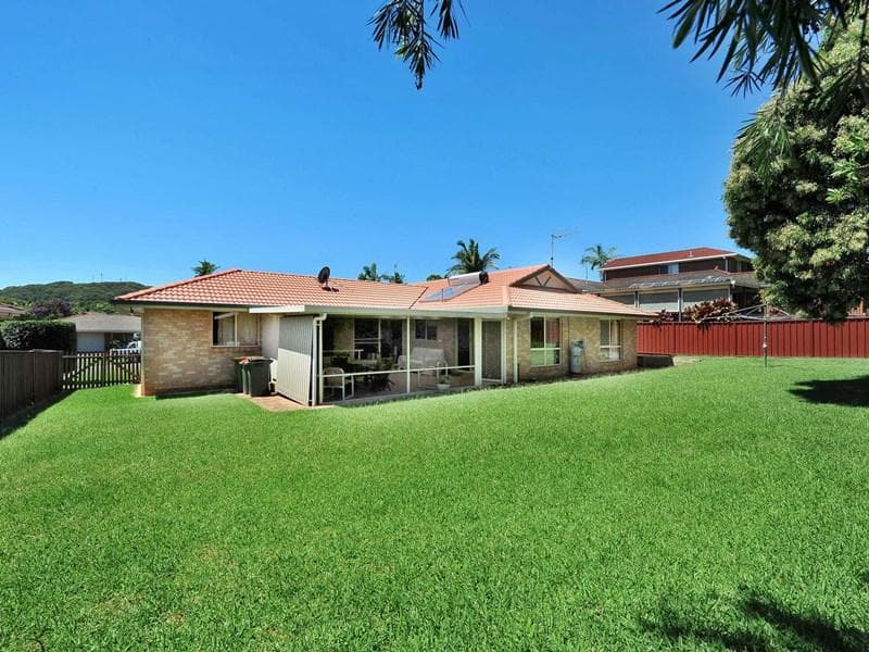 25 Sapphire Drive, Port Macquarie, Port Macquarie - Thumbnail 2