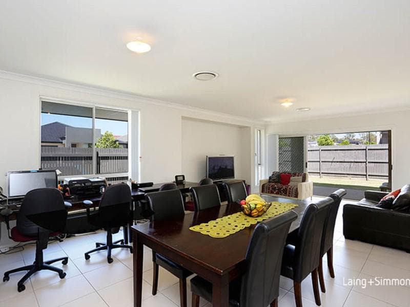 28 Starfire Avenue, Middleton Grange, Middleton Grange - Thumbnail 3
