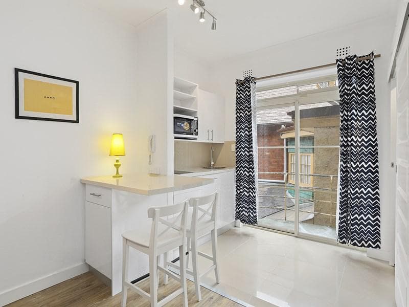 8/10 Challis Avenue, Potts Point, Potts Point - Thumbnail 2