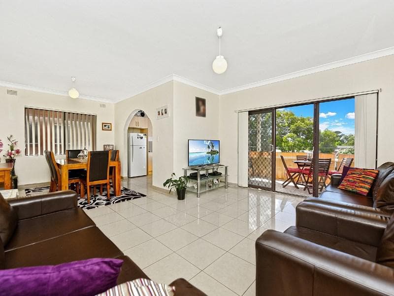 2/3 Stanley St, Campsie, Campsie - Thumbnail 2